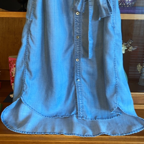 Easy going simple dress. - Picture 2 of 11